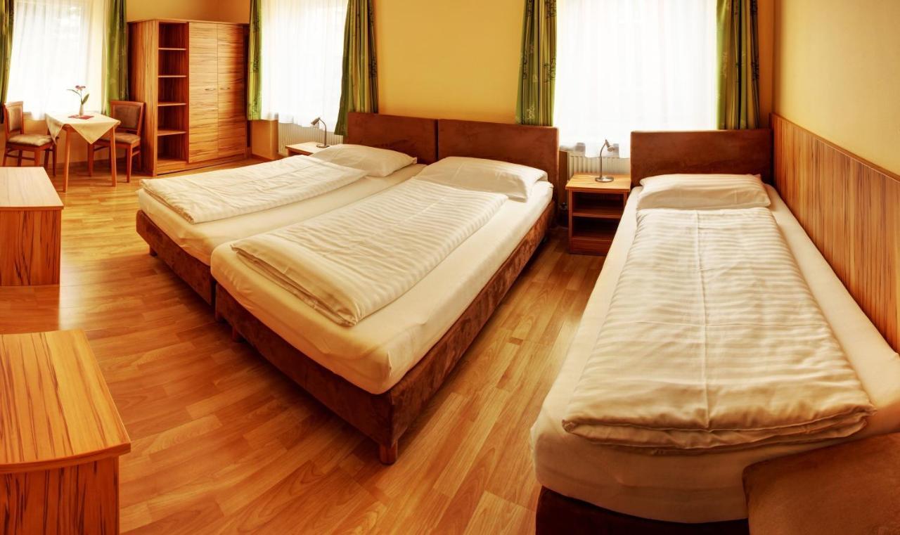 Pension Jahn Salzburg Ruang foto