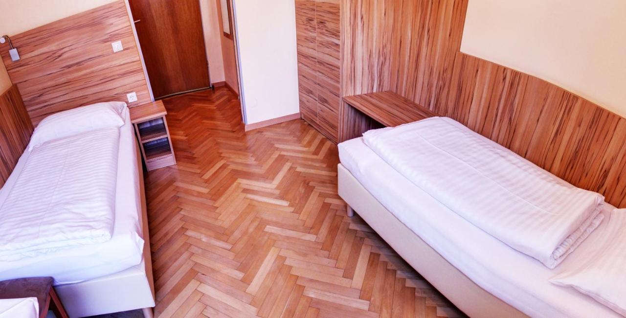 Pension Jahn Salzburg Ruang foto